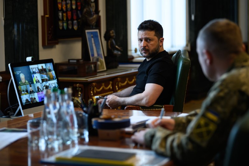 Зеленський: відновлення енергосистеми триває цілодобово, оновлено потреби в обладнанні та ППО