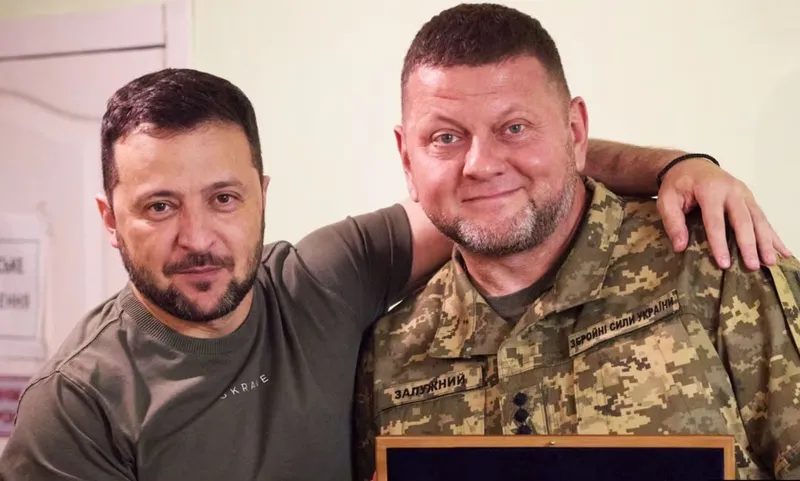 «Рейтинг»: у гіпотетичному першому турі виборів лідирують Зеленський і Залужний